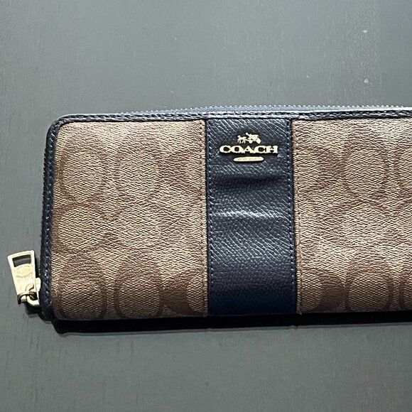 Coach Shell Print Coach | Bags | Coach Long Zip Around Wallet In Signature Canvas With ...